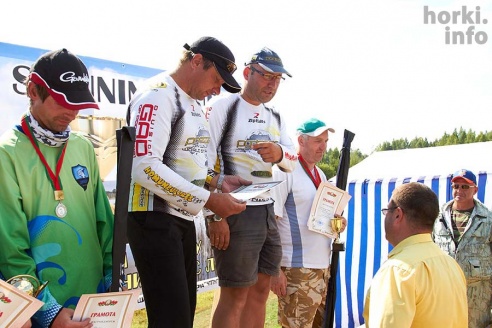 20 лучших моментов соревнований по лову хищной рыбы под Горками. День второй