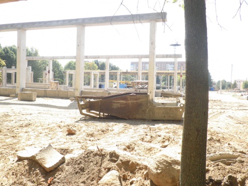 Что строят за Ледовым? (фото)