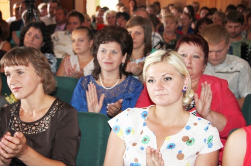 27 августа состоялась традиционная августовская Костюковичская районная педагогическая конференция (+ фото)