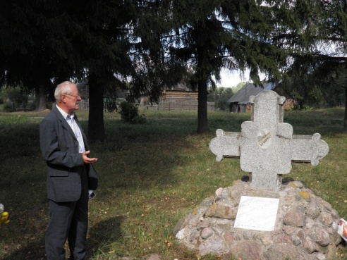 На месте гибели отряда