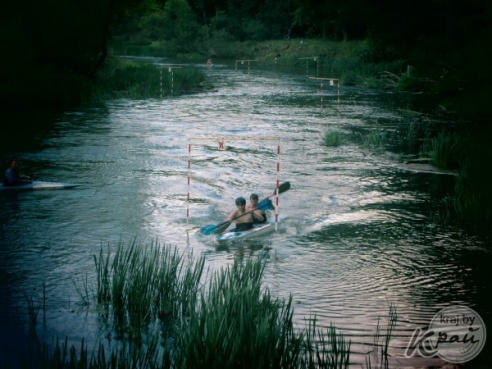 ФОТОРЕПОРТАЖ: Соревнования по технике водного туризма проходят на Вилии в Вилейском районе
