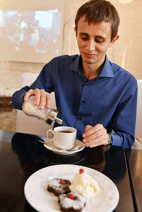 Едим в Советском. Учитель истории продегустировал бизнес-ланч в кафе «Куба» Едим в Советском. Учитель истории продегустировал бизнес-ланч в кафе «Куба»