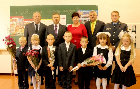 Во всех школах Лиозненщины прозвучали первые звонки