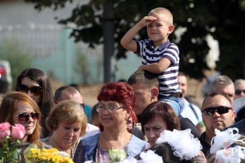 Школьников в Борисовском районе стало больше