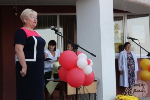 ФОТОРЕПОРТАЖ: Первый звонок прозвенел для учащихся СШ №5 в Вилейке