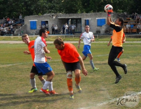 Футбол. Вилейская «Вилия» не умеет играть первым номером: дома она проиграла Смолевичам – 1:3 (ФОТО)