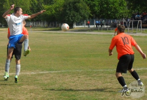 Футбол. Вилейская «Вилия» не умеет играть первым номером: дома она проиграла Смолевичам – 1:3 (ФОТО)