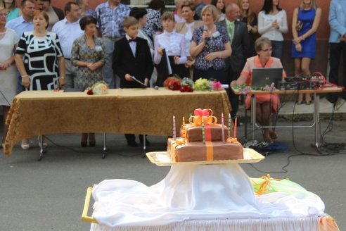 Першы вераснеўскі дзень паклікаў у школу