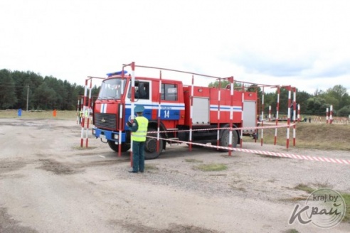В Вилейке выбрали лучшего водителя подразделений по ЧС Минской области (ФОТО)