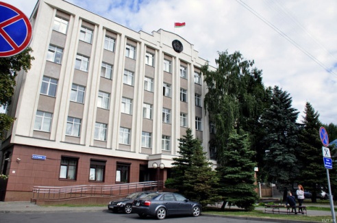 Куда смотрели родня, медики и педагоги, пока тело ребенка 8 месяцев лежало в гомельской малосемейке