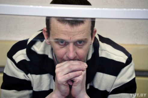 Куда смотрели родня, медики и педагоги, пока тело ребенка 8 месяцев лежало в гомельской малосемейке