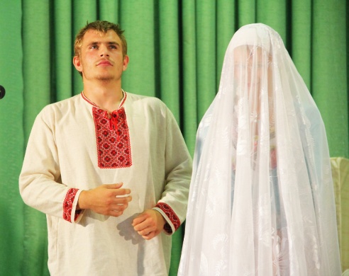 Захоўваючы памяць і традыцыі. У Паставах прэзентавалі фільм і спектакль (+фота)