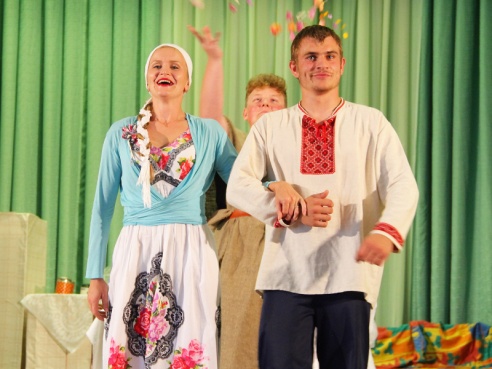 Захоўваючы памяць і традыцыі. У Паставах прэзентавалі фільм і спектакль (+фота)