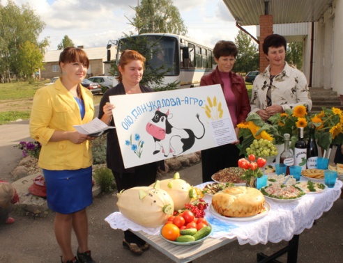 В аг. Ковали Лиозненского района открыта Доска почета