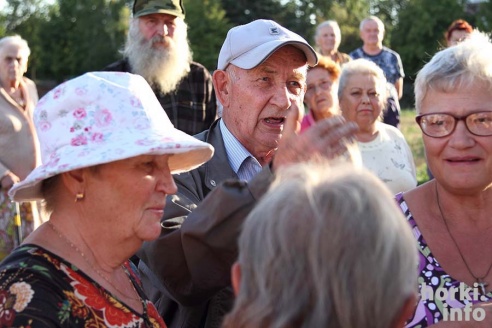 Парк в Горках вырубают ради гаражей