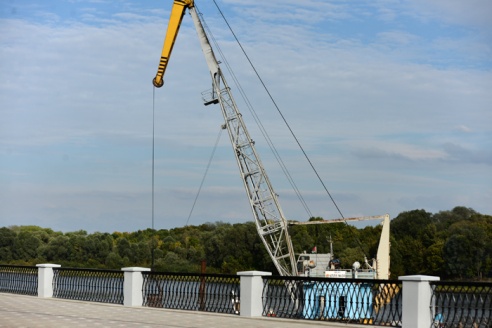 Композиция «Маяк» уже установлена на обновленной набережной (фото)