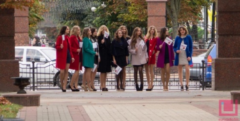 День красоты в Гомеле отметили парадом моделей (фото)