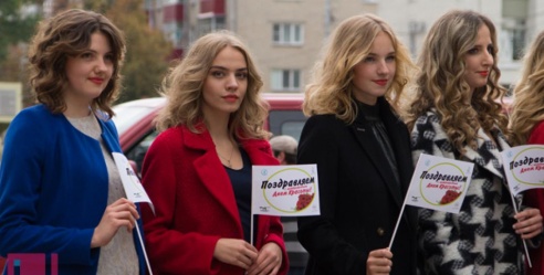 День красоты в Гомеле отметили парадом моделей (фото)