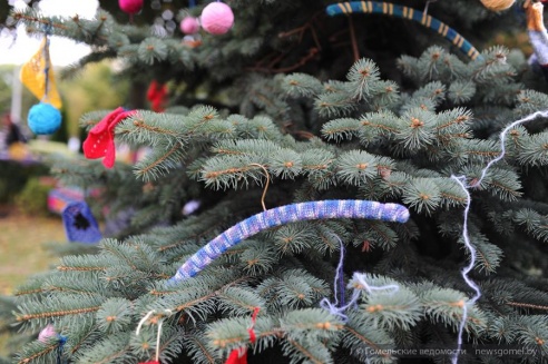 В День города в Гомеле прошла акция «Вязаный бум»