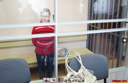 Мать, утопившую двоих детей в ванне, судят в Гомеле