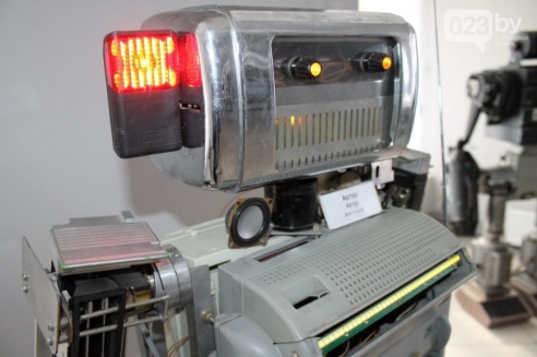 «Терминатор – мой лучший друг»: в Гомель приехала выставка роботов