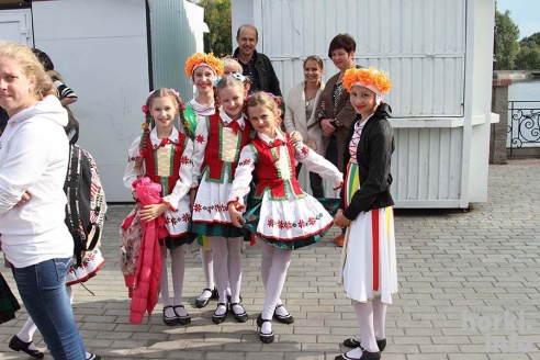 "Виват, империя детства!" Фотографии с праздника на амфитеатре