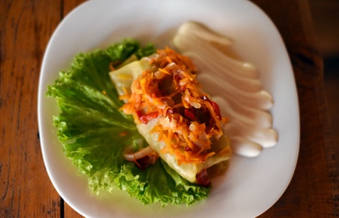 Едим в Советском. Студентка пообедала в кафе «Мамина печка»