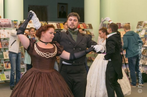 Библиотека Ленина провела ночь в английском стиле