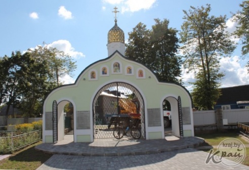 ФОТОХРОНИКА: Как в течение нескольких лет строилась надвратная часовня-памятник в Вилейке
