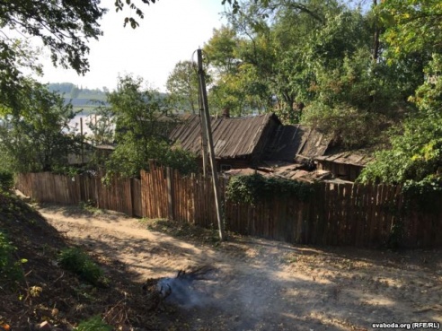 В Гомеле перекопали недавно реконструированную набережную (фото)