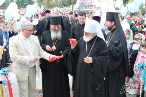 ФОТОРЕПОРТАЖ: Сотни верующих пришли на празднование 150-летия храма Преподобной Марии Египетской в Вилейке