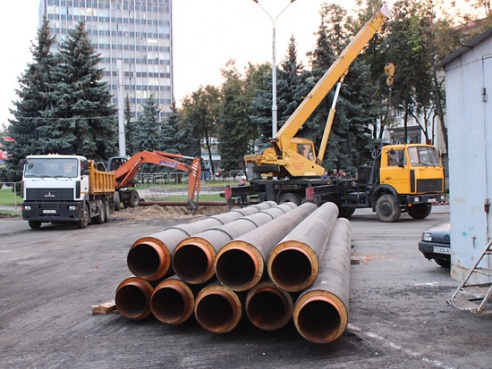 Чтобы расширить проезжую часть, на Кирова срубили деревья (фото)