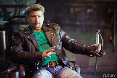 «В наших машинах есть душа». Гомельские кастомайзеры делают удивительные вещи из железа