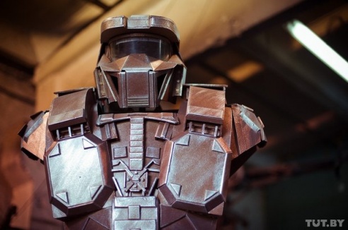 «В наших машинах есть душа». Гомельские кастомайзеры делают удивительные вещи из железа