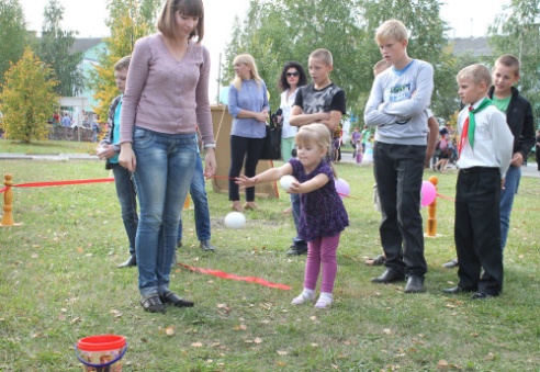 Районный праздник тружеников села состоялось в субботу в агрогородке Новые Самотевичи Костюковичского района (+ фото)