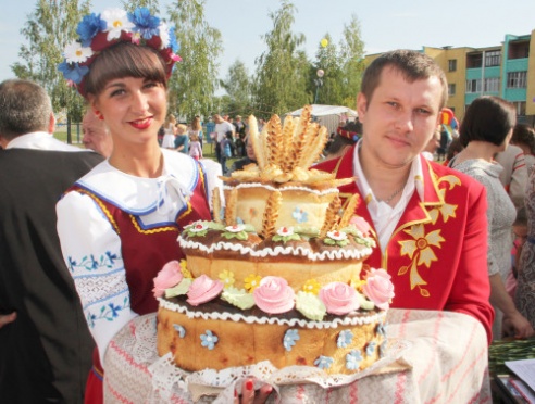 Районный праздник тружеников села состоялось в субботу в агрогородке Новые Самотевичи Костюковичского района (+ фото)