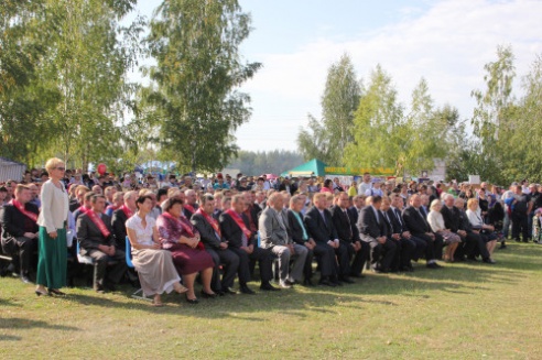 Районный праздник тружеников села состоялось в субботу в агрогородке Новые Самотевичи Костюковичского района (+ фото)