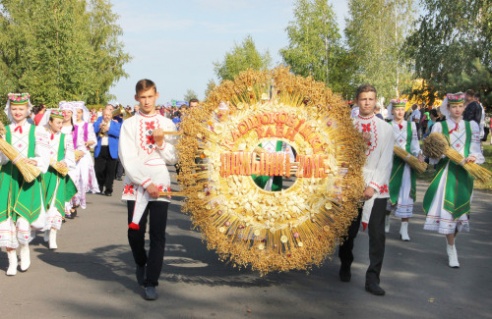 Районный праздник тружеников села состоялось в субботу в агрогородке Новые Самотевичи Костюковичского района (+ фото)