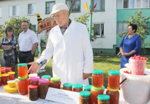 Районный праздник тружеников села состоялось в субботу в агрогородке Новые Самотевичи Костюковичского района (+ фото)