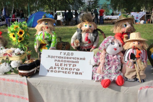 Районный праздник тружеников села состоялось в субботу в агрогородке Новые Самотевичи Костюковичского района (+ фото)