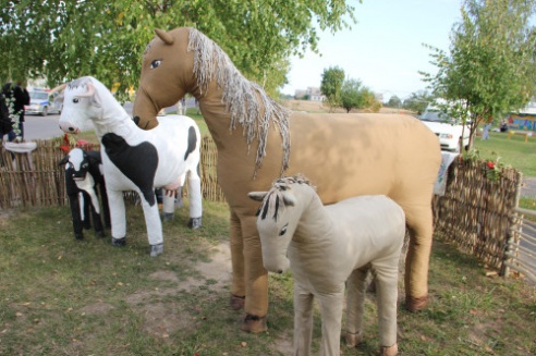 Районный праздник тружеников села состоялось в субботу в агрогородке Новые Самотевичи Костюковичского района (+ фото)