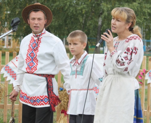 Районный праздник тружеников села состоялось в субботу в агрогородке Новые Самотевичи Костюковичского района (+ фото)