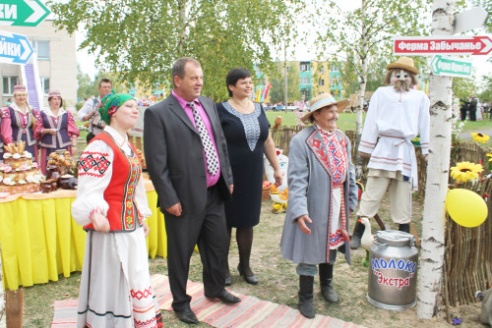 Районный праздник тружеников села состоялось в субботу в агрогородке Новые Самотевичи Костюковичского района (+ фото)