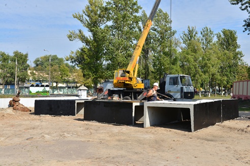 Где и почему копают. Журналисты провели полдня с главным контролёром коммунальных раскопок