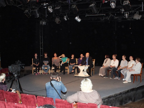 Молодежный театр вступил в полосу неопределенности