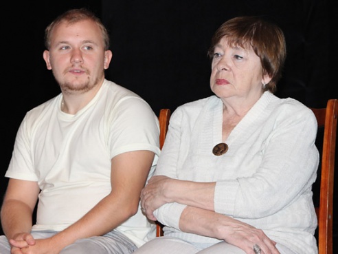 Молодежный театр вступил в полосу неопределенности