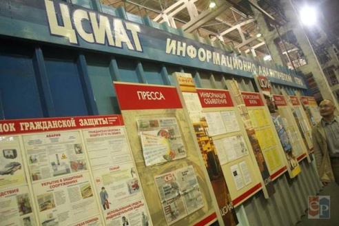 «БелАЗ круче аквапарка»: несколько тысяч гостей пришли посмотреть на жодинские самосвалы