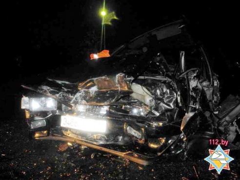 «Целенаправленно шел на таран». В странном ДТП под Гомелем один человек погиб, несколько пострадали