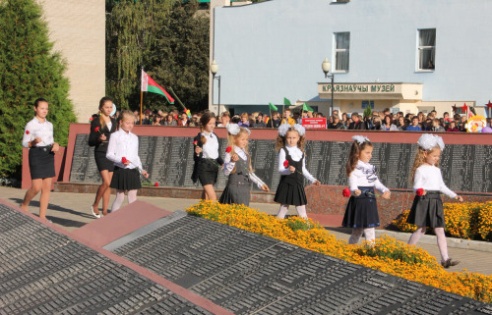 72-ю годовщину со Дня освобождения Костюковичского района от немецко-фашистских захватчиков отмечали в минувший понедельник в районном центре (+ фото)