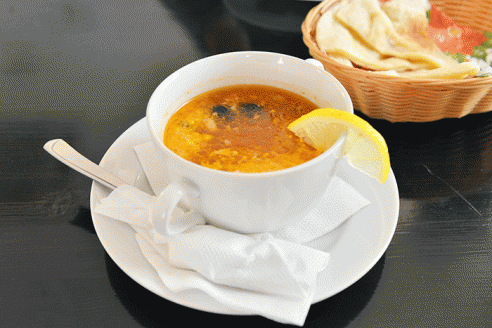 Едим в Советском. Учитель истории продегустировал бизнес-ланч в кафе «Куба»